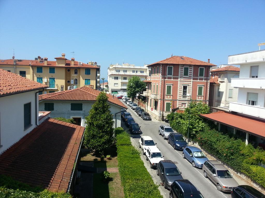 Hotel Margot Lido di Camaiore Esterno foto