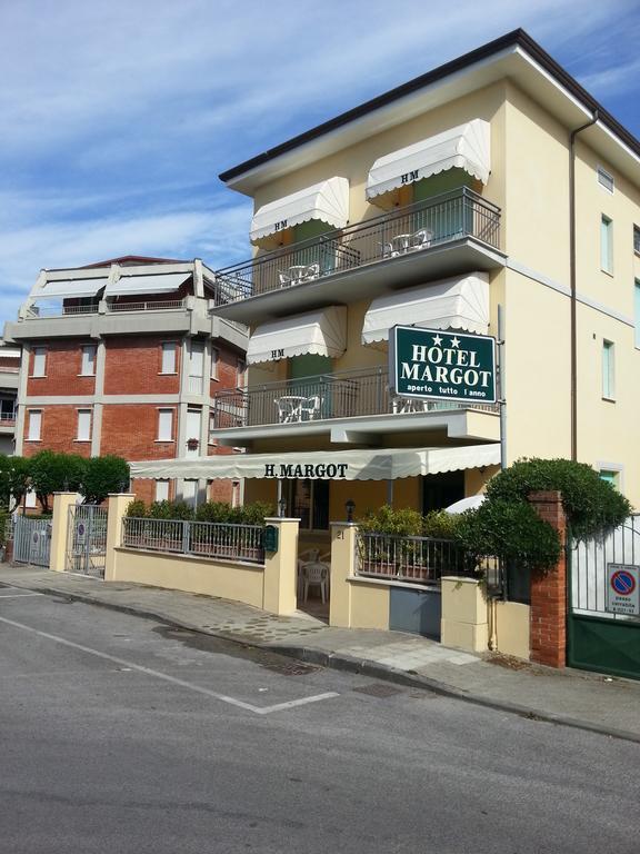 Hotel Margot Lido di Camaiore Esterno foto